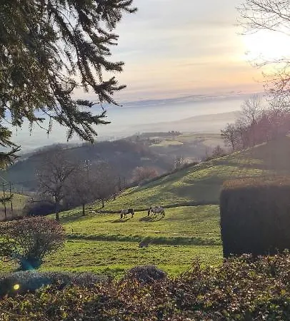 Casa vacanze De St Clair Ville-sur-Jarnioux