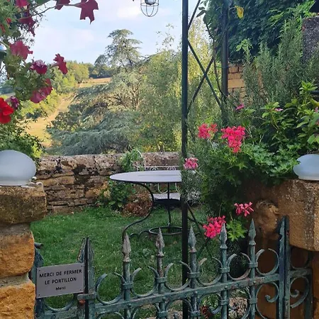 Nyaraló De St Clair Ville-sur-Jarnioux