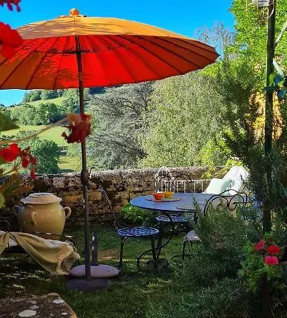 Holiday home De St Clair Ville-sur-Jarnioux